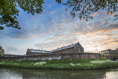 904989 Gezicht op het Huis van Bewaring Wolvenplein (Wolvenplein 27) te Utrecht.